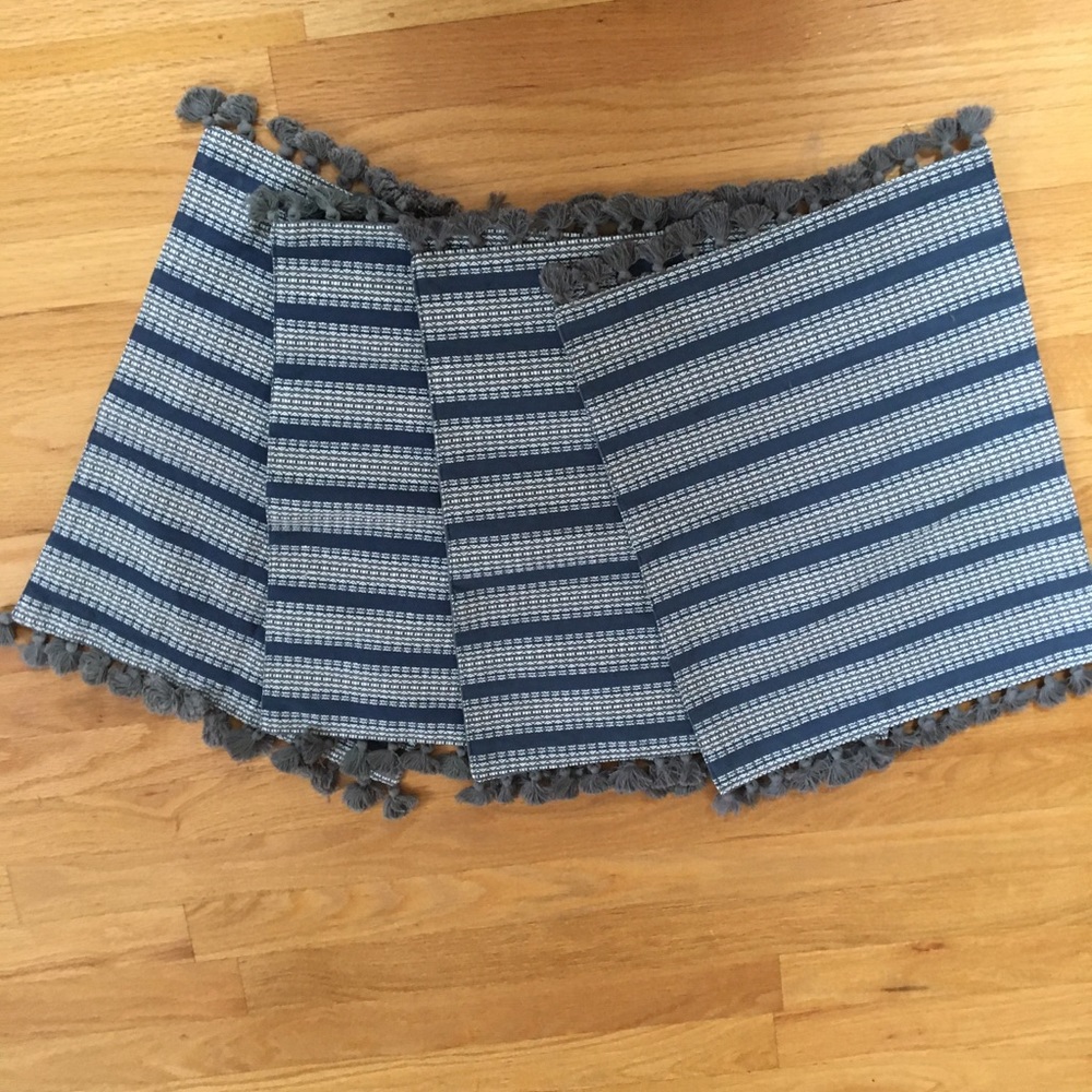 Threshold| 4 blue and grey placemat